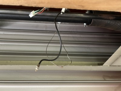 車庫　電動シャッター　開閉機交換工事