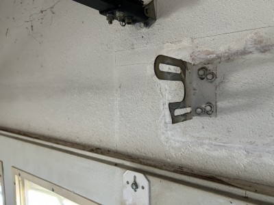 車庫　電動オーバードアシャッター　バネ交換