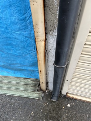 車庫　手動シャッター　交換工事