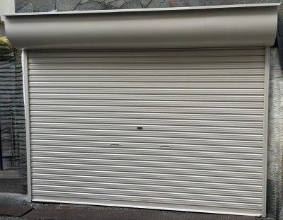 車庫　手動シャッター交換